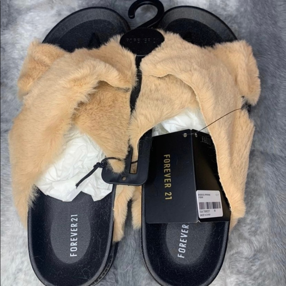 Forever 21 Faux Fur Sandals